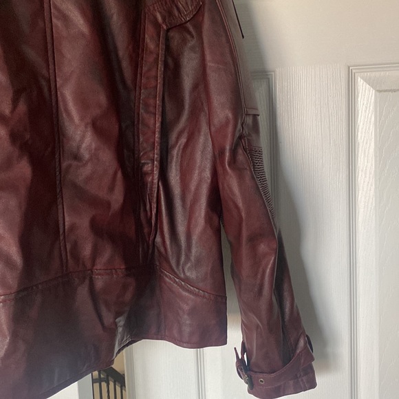 BURGUNDY Hero Jacket - Picture 14 of 14